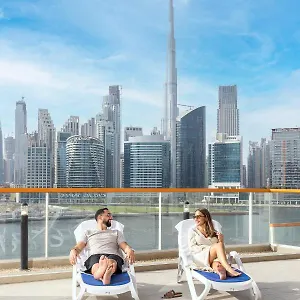 Unlock Waters Edge Apartment Dubai