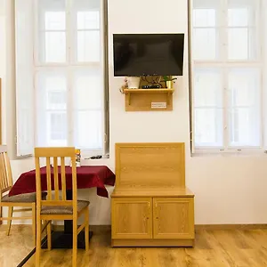 Authentic Akacfa Apartment Budapest